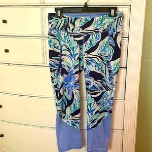 Super cute Lilly Pulitzer leggings